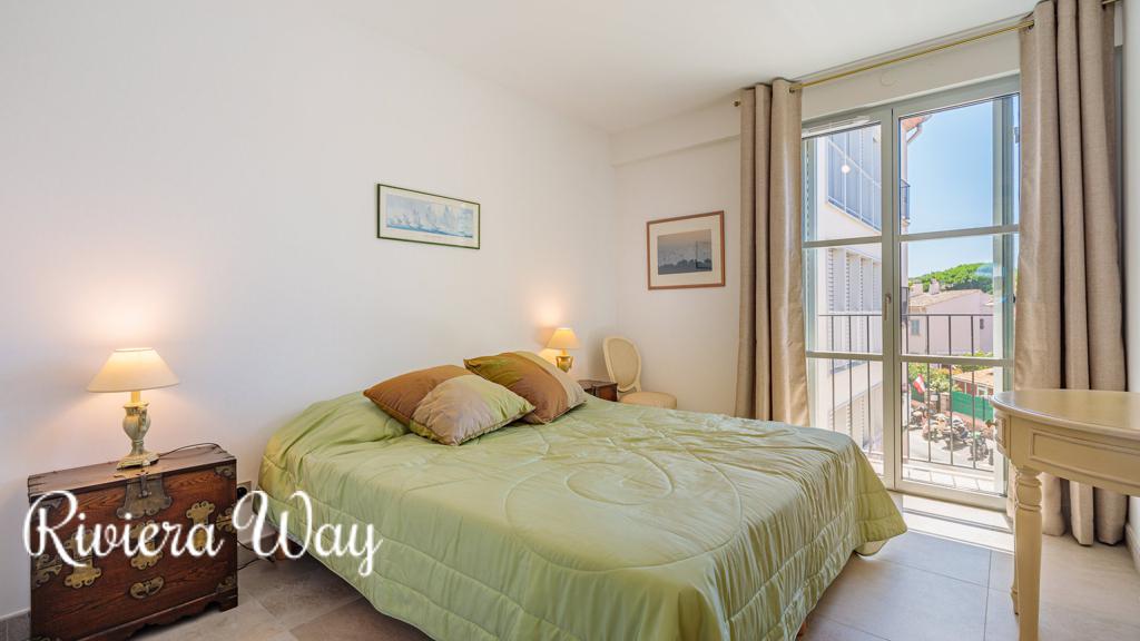3 room apartment in Saint-Tropez, photo #6, listing #79296546
