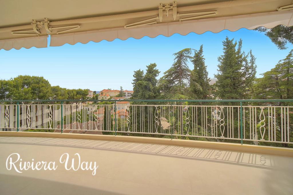 3 room apartment in Le Cannet, 87 m², photo #1, listing #103141458