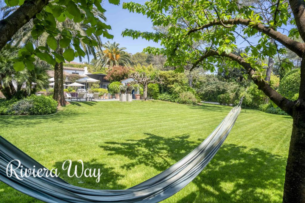 7 room villa in Mougins, photo #9, listing #102995802