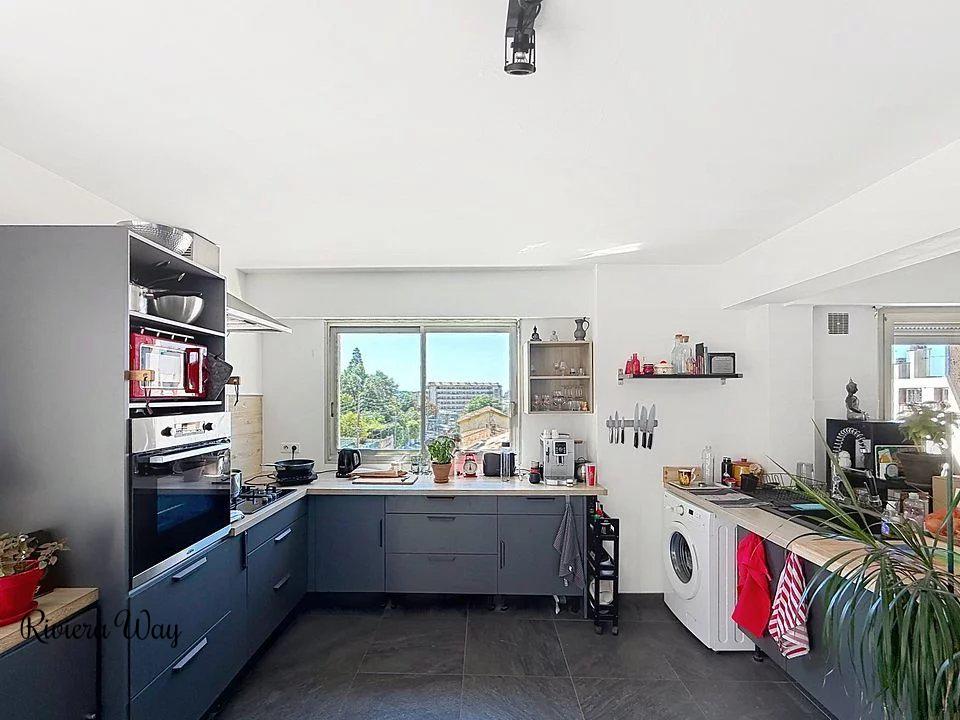 4 room apartment in Nice, photo #7, listing #106271088
