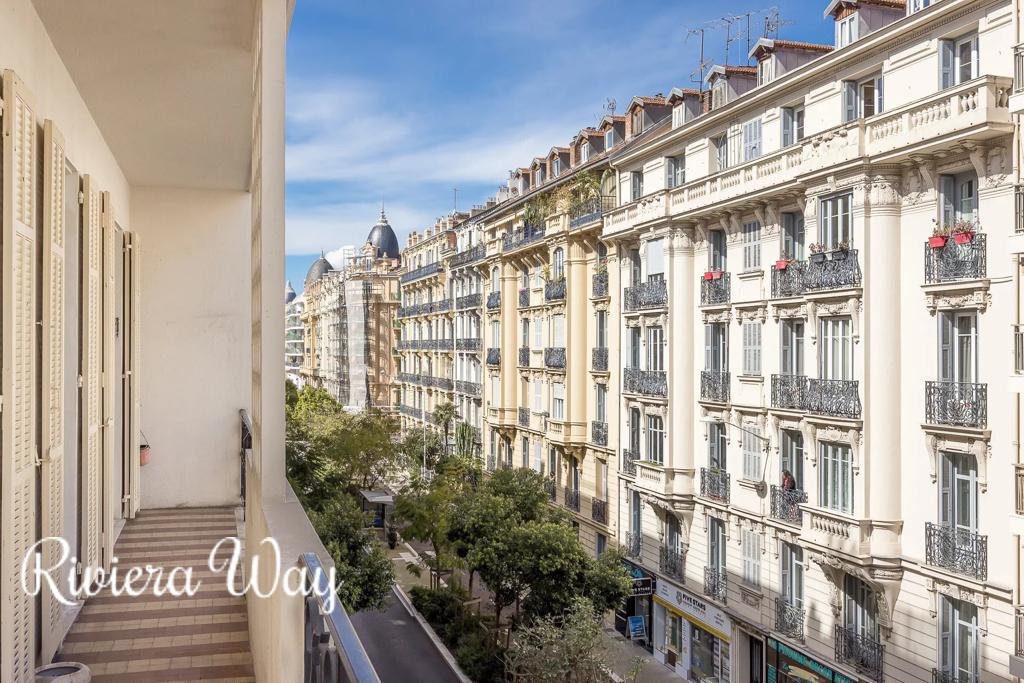 Apartment in Nice, 175 m², photo #1, listing #103081818