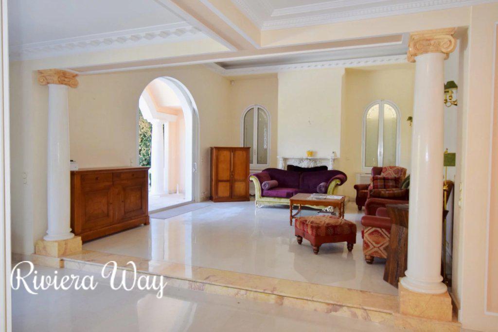 Villa in Beaulieu-sur-Mer, 270 m², photo #9, listing #104372394