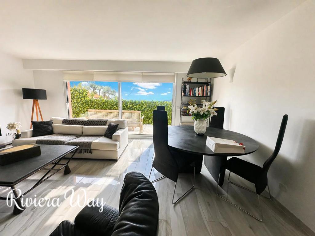 3 room apartment in Villefranche-sur-Mer, photo #2, listing #106401708