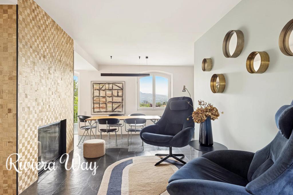7 room villa in La Gaude, photo #6, listing #104324052