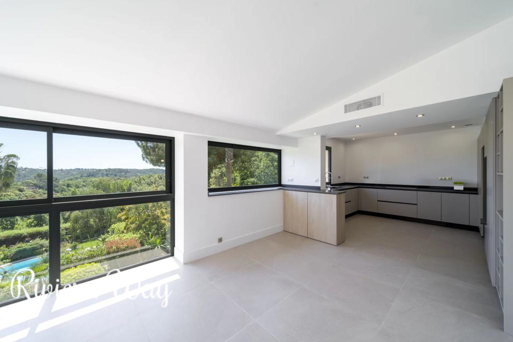 7 room villa in Pégomas, photo #10, listing #103121424