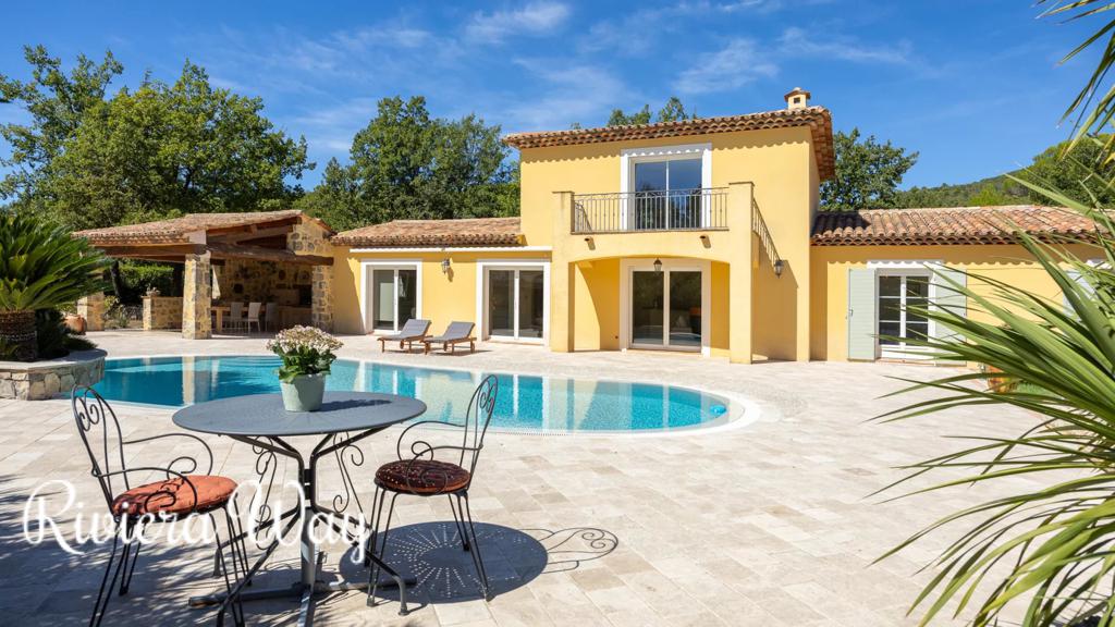 6 room villa in Fayence, photo #10, listing #104187174