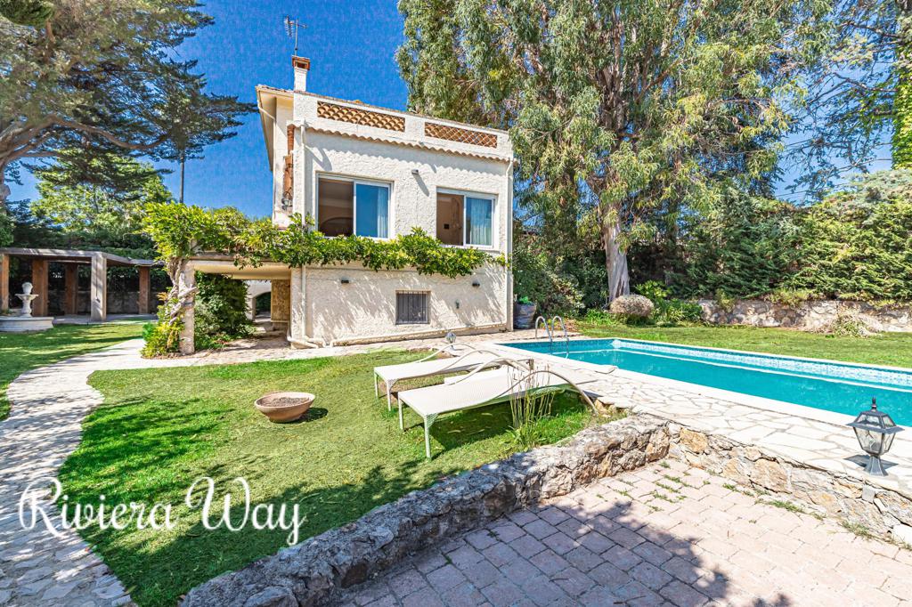 6 room villa in Cap d'Antibes, photo #2, listing #84254856