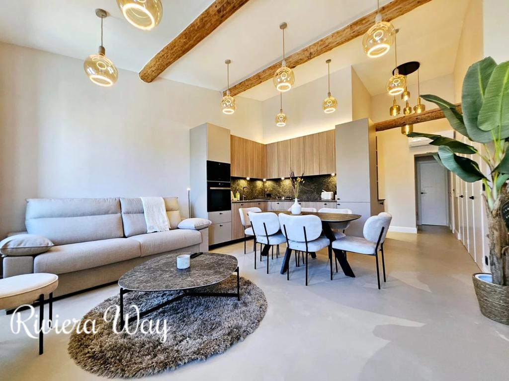 3 room apartment in Antibes, photo #9, listing #103725468