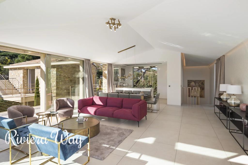 12 room villa in Saint-Tropez, photo #5, listing #98945112