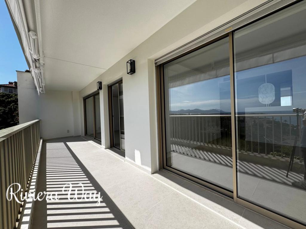 2 room apartment in Californie - Pezou, photo #2, listing #106278018