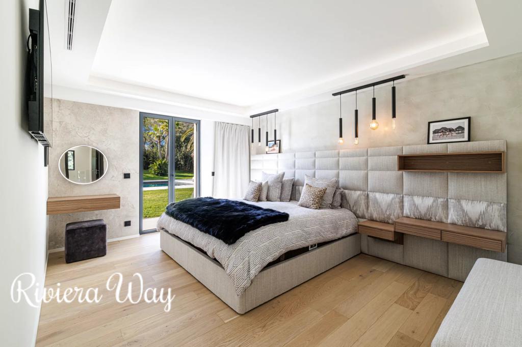 Villa in Mougins, photo #9, listing #105519414