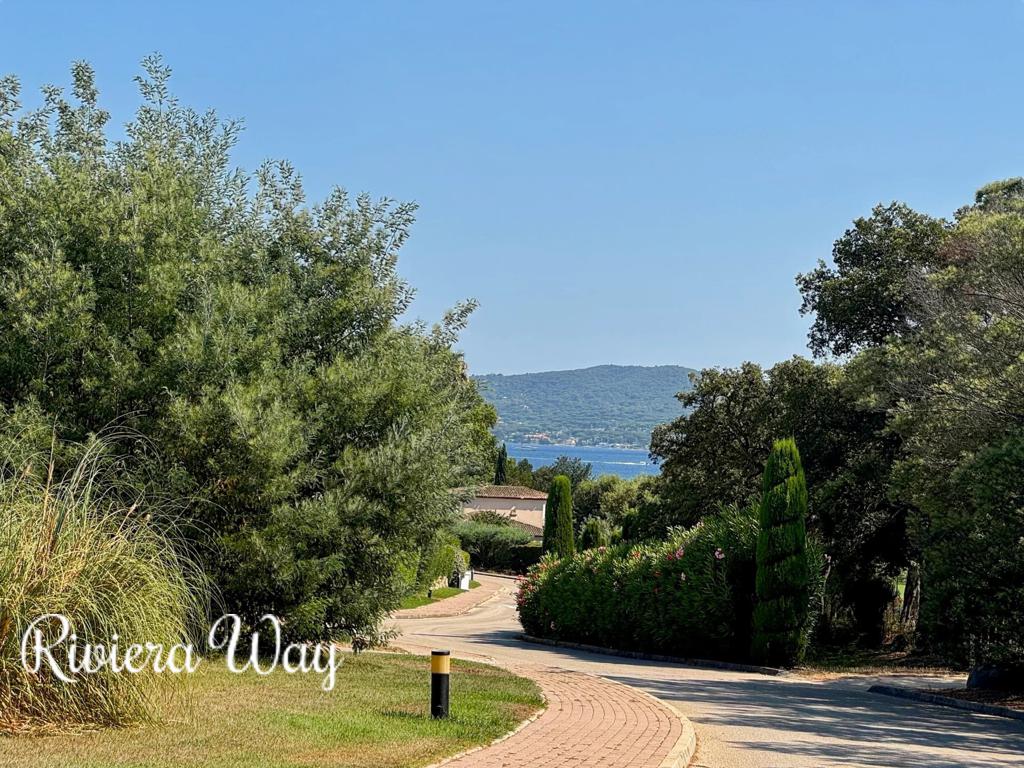 7 room villa in Grimaud, photo #5, listing #100307046