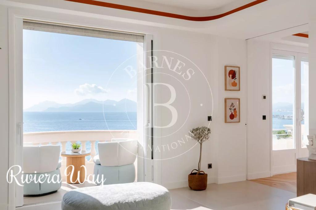 4 room apartment in Cannes, photo #10, listing #99648486