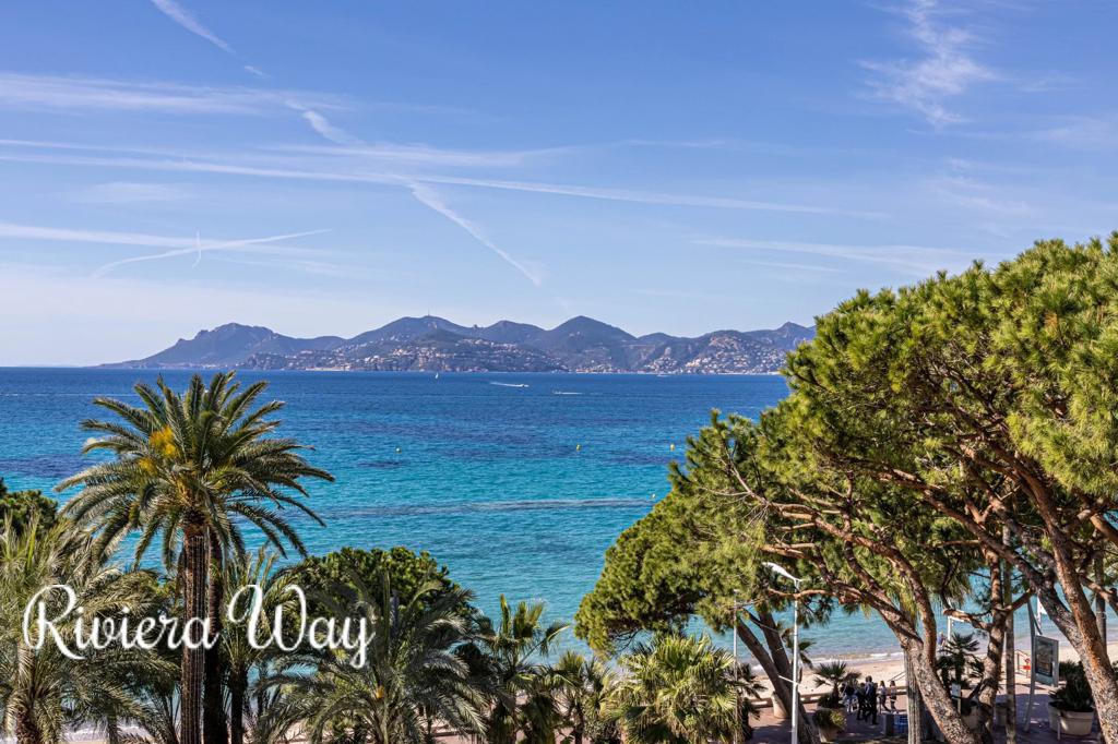3 room apartment in Cannes, photo #8, listing #93906330