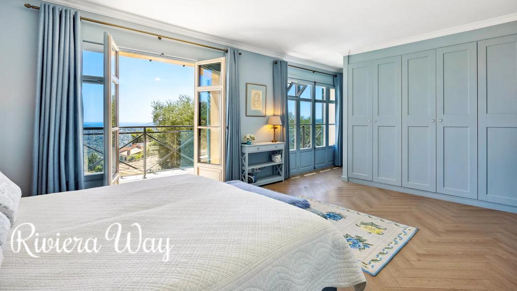 8 room villa in Speracedes, photo #9, listing #106233330