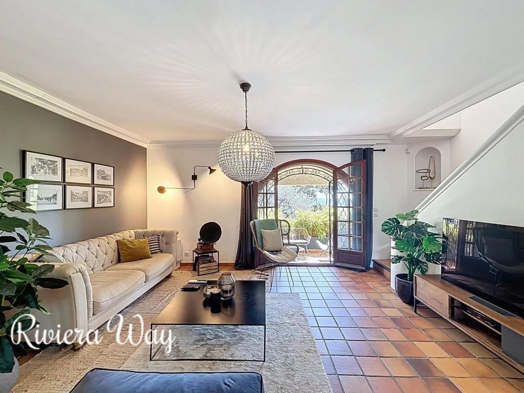 6 room villa in Cap d'Antibes, photo #3, listing #105780822