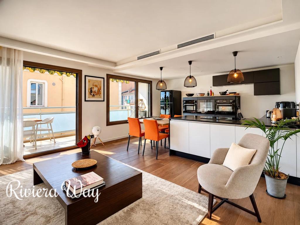 3 room apartment in Cannes, photo #3, listing #107288580