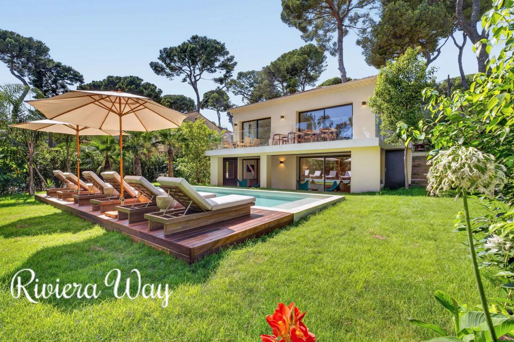 5 room villa in Cap d'Antibes, photo #2, listing #106741278