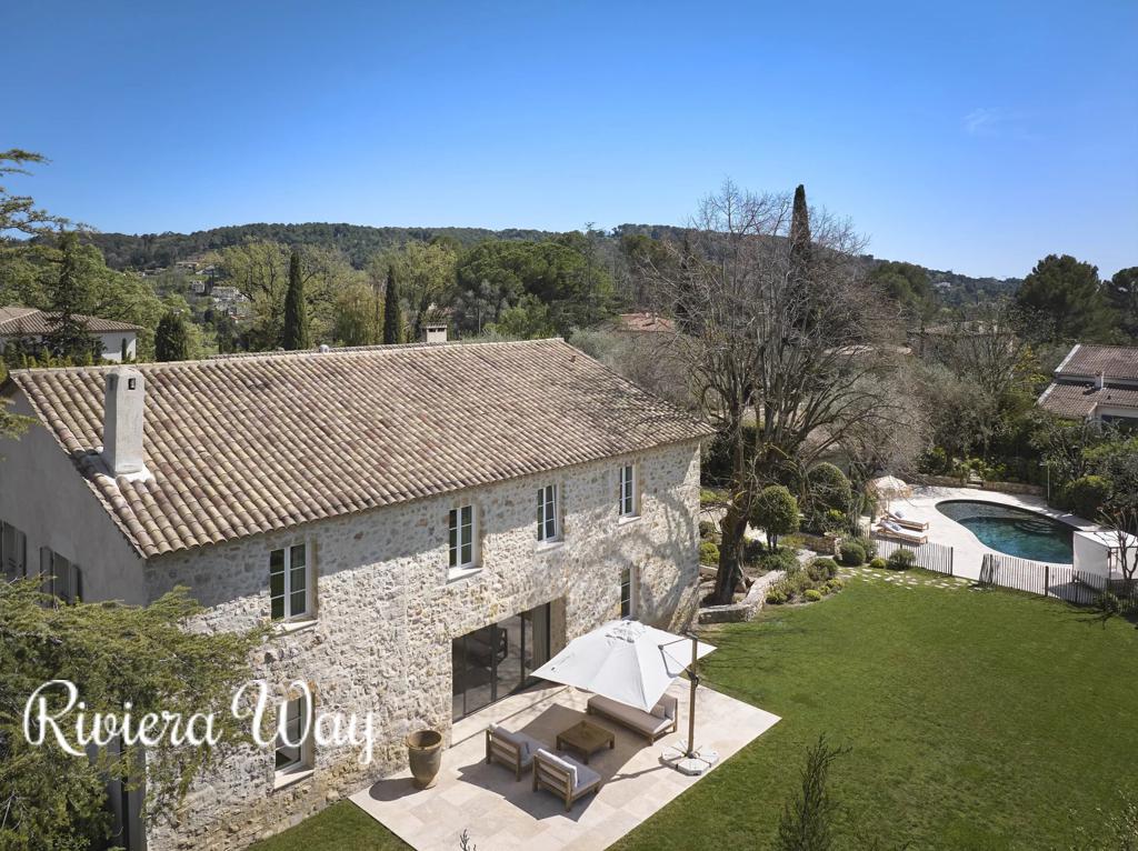 9 room villa in Mougins, photo #2, listing #99430212