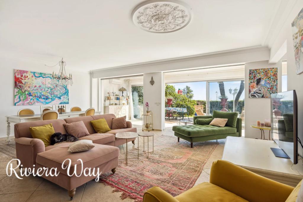 4 room apartment in Port Palm Beach, 158 m², photo #1, listing #105733068