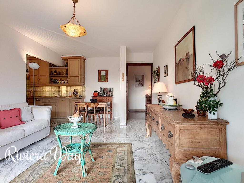 3 room apartment in Juan-les-Pins, photo #7, listing #87161256