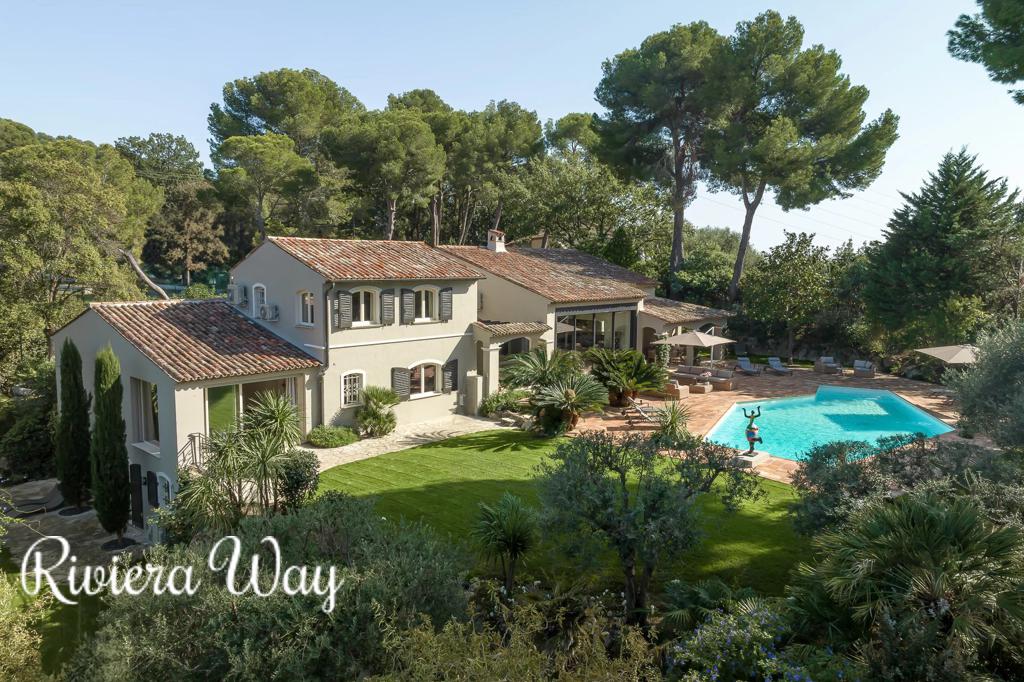7 room villa in Mougins, photo #8, listing #103030956