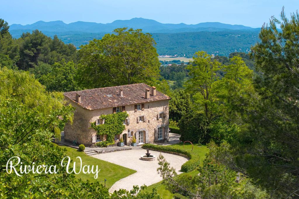 10 room villa in Fayence, photo #1, listing #103221594