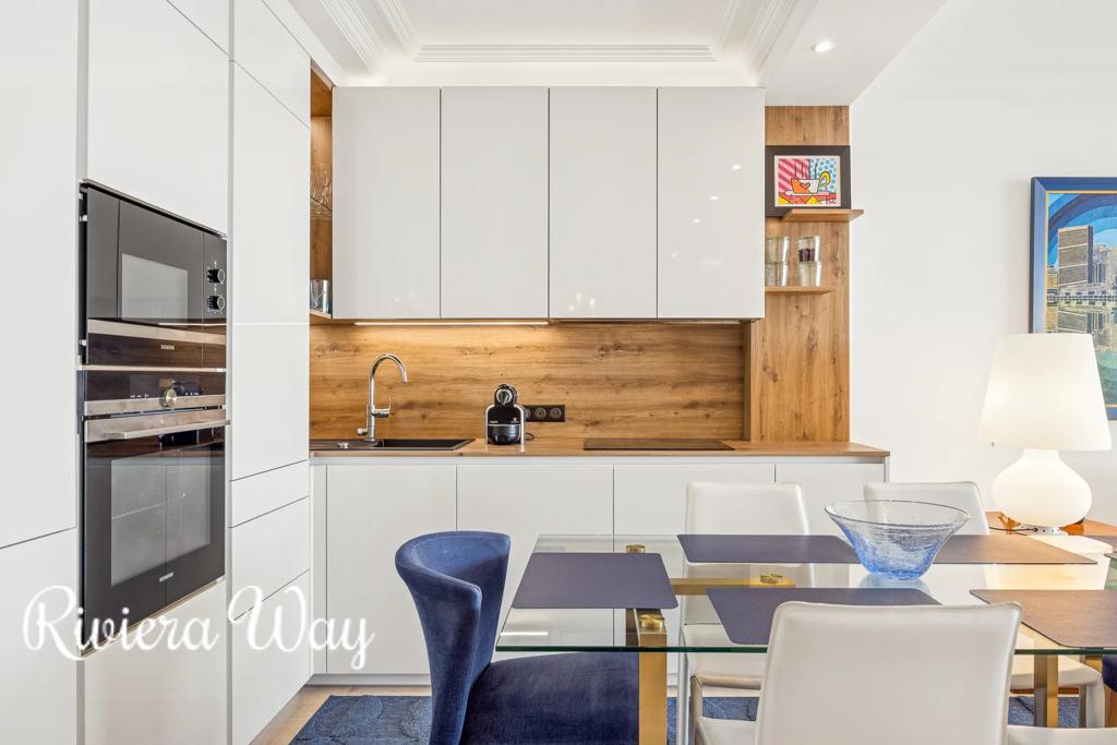 3 room apartment in Cannes, photo #5, listing #105455280