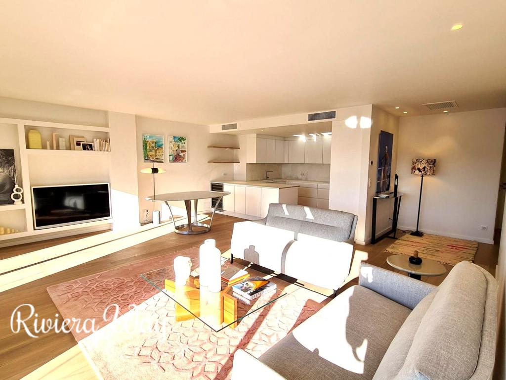 4 room apartment in Cannes, photo #10, listing #86238012