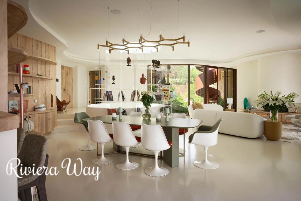 9 room villa in Ramatyuel, photo #2, listing #103938240