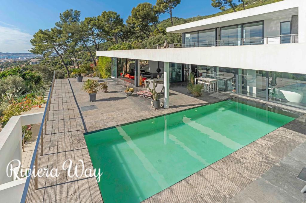 7 room villa in Toulon, photo #10, listing #104621454