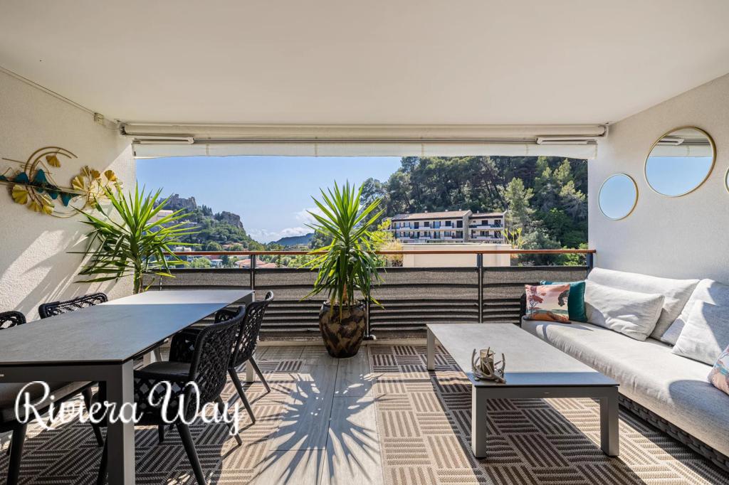4 room apartment in Èze, 176 m², photo #1, listing #106856778