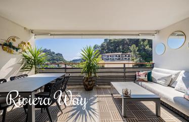 4 room apartment in Èze, 176 m²