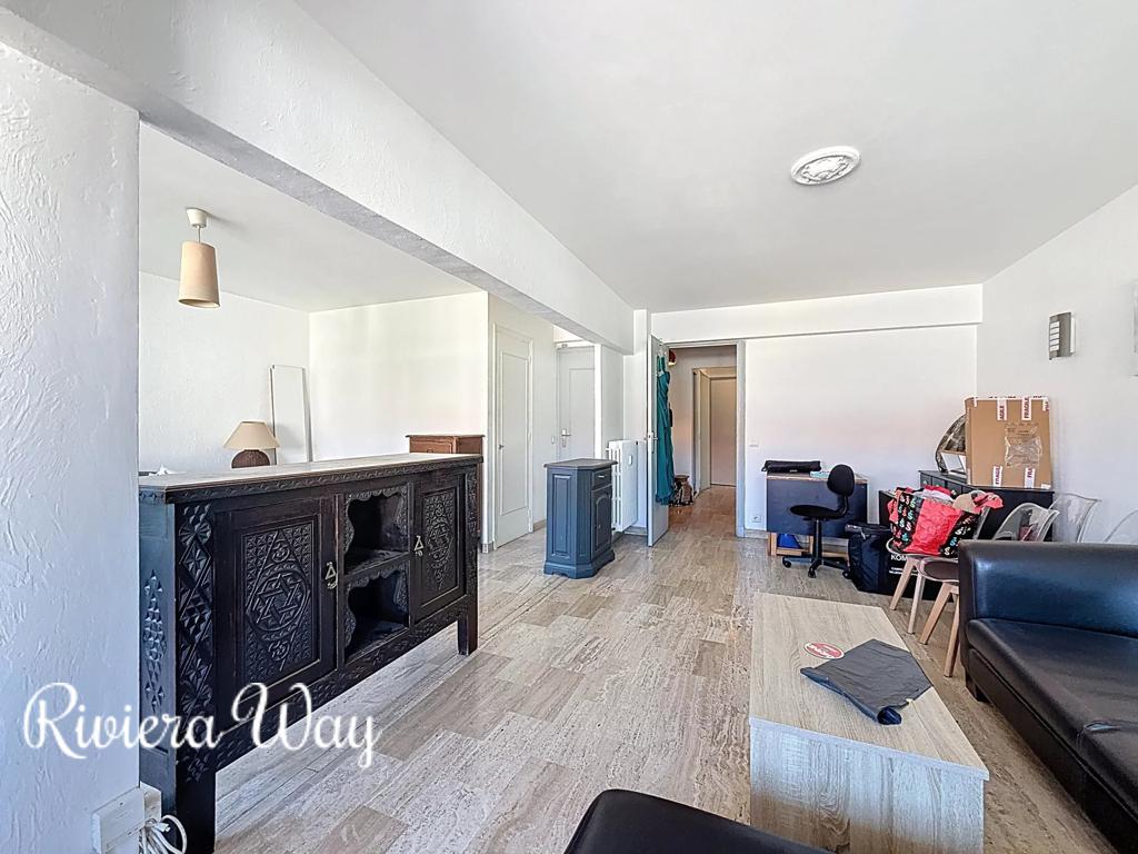 3 room apartment in Cannes, photo #2, listing #104150088