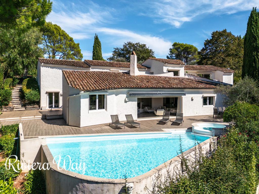 8 room villa in Muan-Sarthe, photo #9, listing #98811384