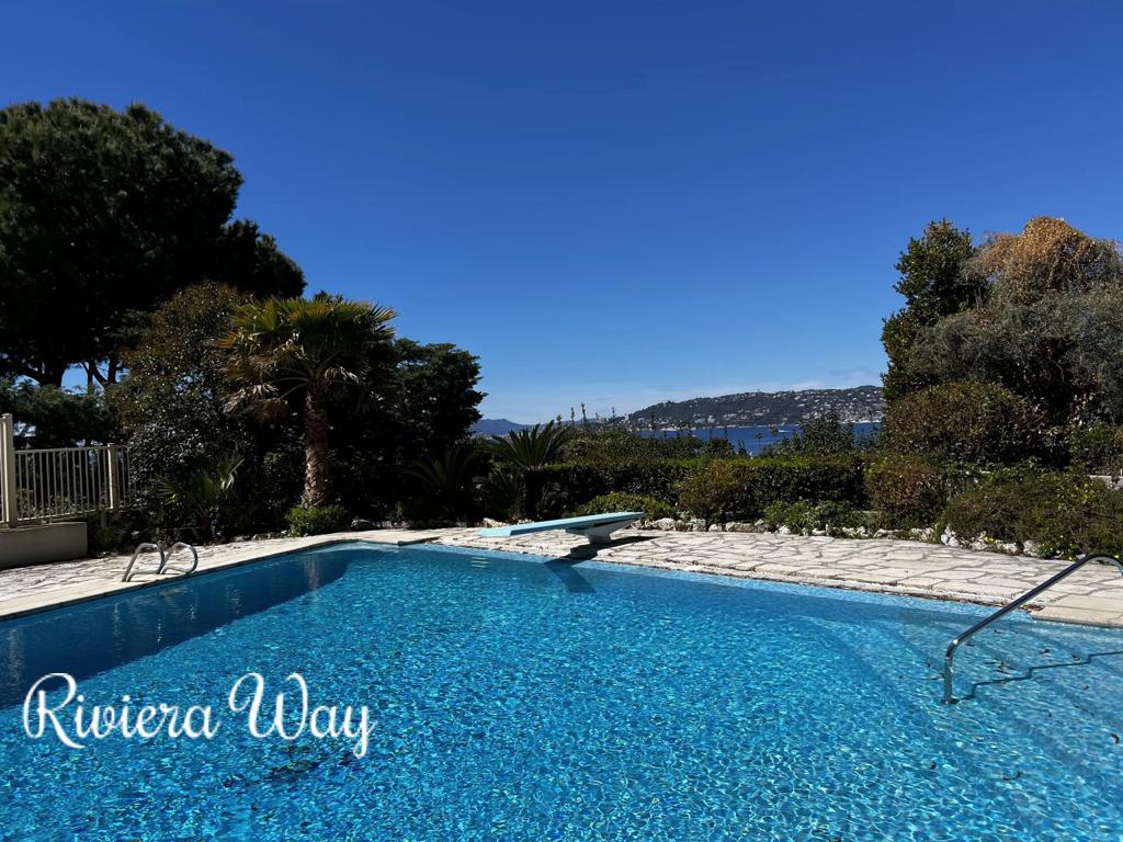 4 room apartment in Cap d'Antibes, photo #5, listing #94224270