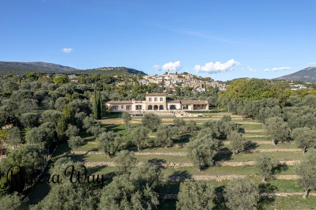 10 room villa in Chateauneuf-Grasse, photo #8, listing #86854278