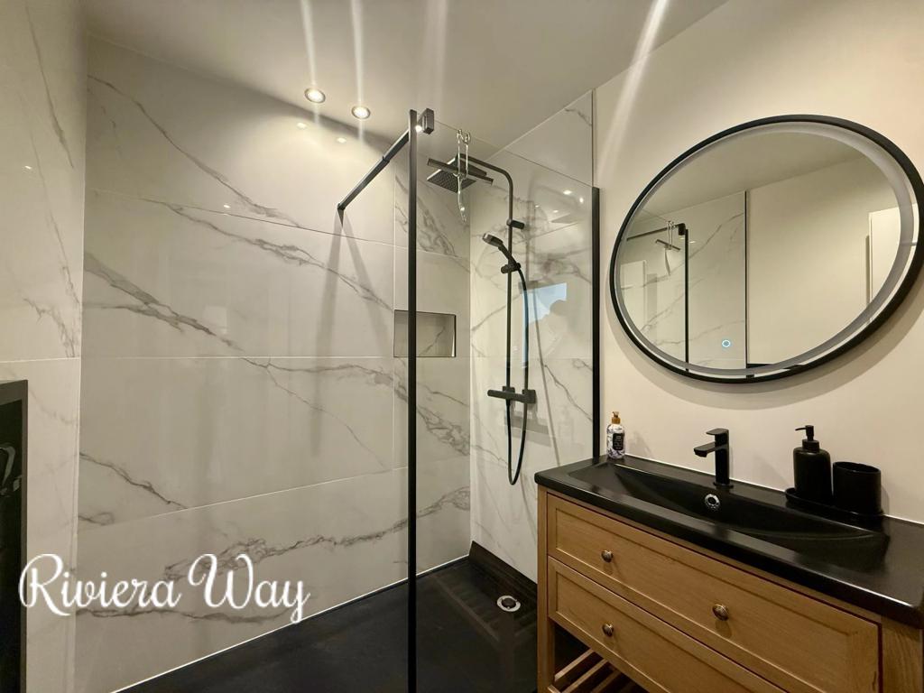 2 room apartment in Le Cannet, photo #3, listing #106335558