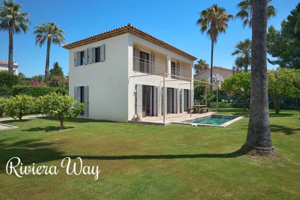 5 room villa in Antibes, photo #8, listing #100154796