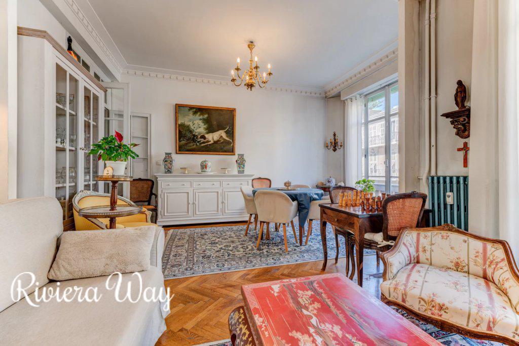 Apartment in Promenade des Anglais, 100 m², photo #1, listing #104799786
