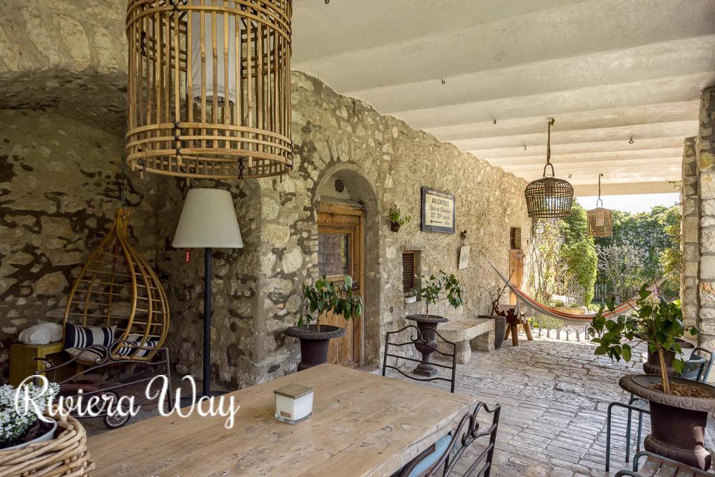 13 room villa in La Colle-sur-Loup, photo #1, listing #102628680