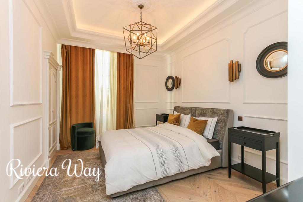 4 room apartment in Nice, 131 m², photo #10, listing #99250536