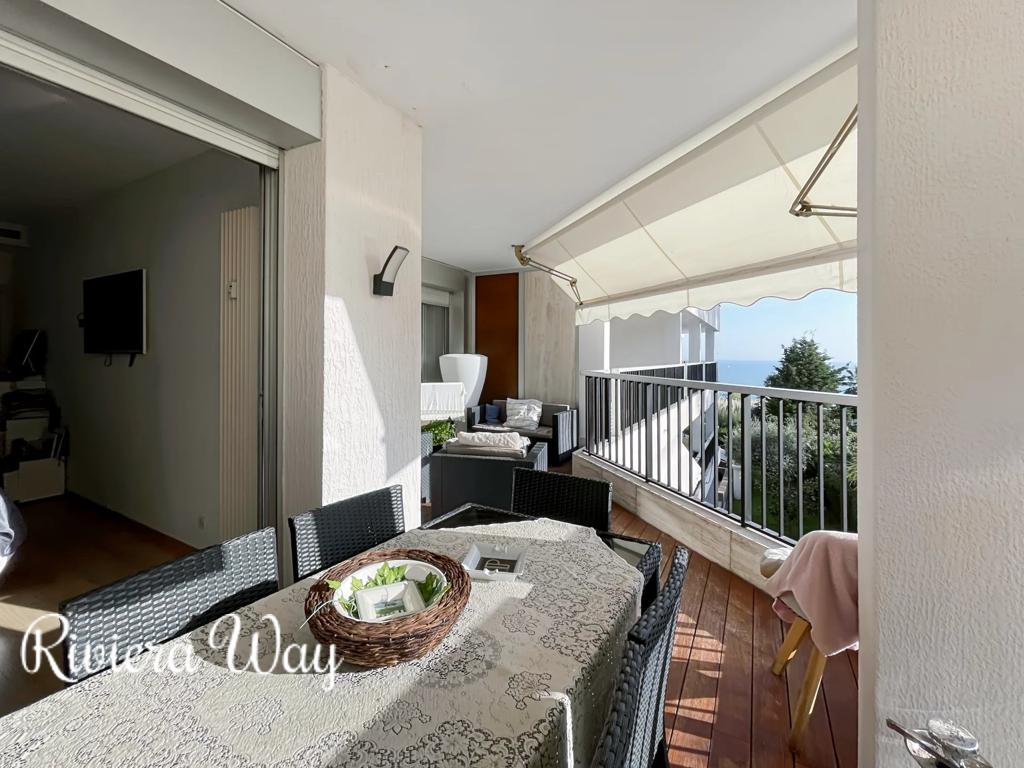 4 room apartment in Cannes, photo #9, listing #101221680