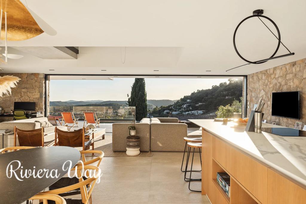 5 room villa in Saint-Paul-de-Vence, photo #10, listing #98726796