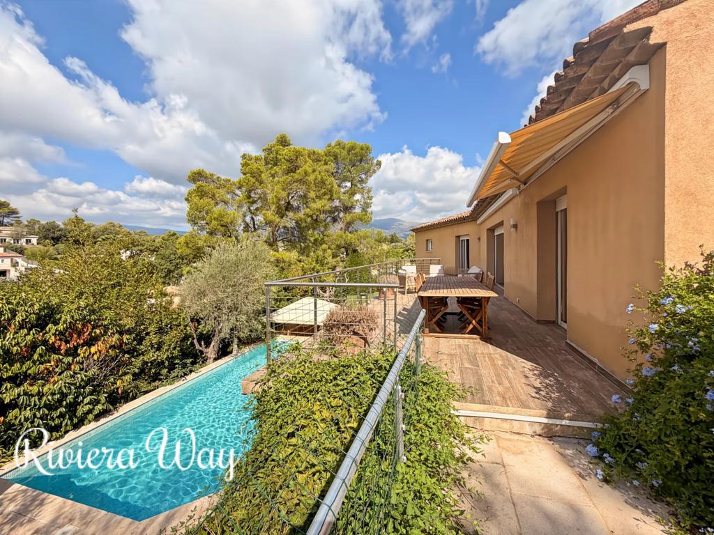 7 room villa in Roquefort-les-Pins, photo #2, listing #107121966