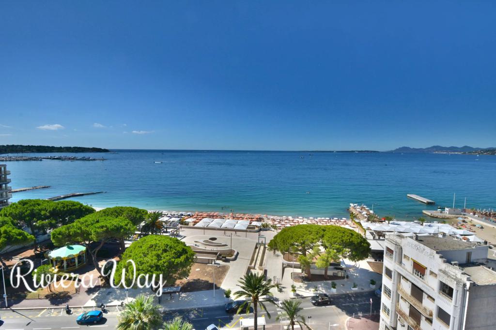 3 room apartment in Juan-les-Pins, photo #4, listing #104021106
