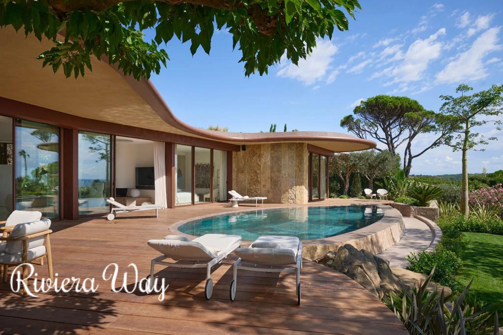 9 room villa in Ramatyuel, photo #7, listing #103938240