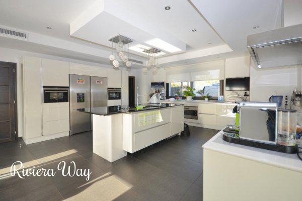 8 room villa in Mougins, 330 m², photo #10, listing #77637966