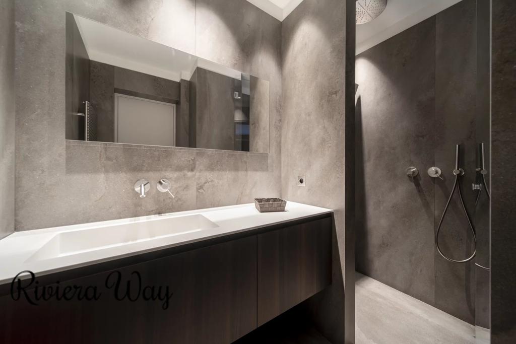 4 room apartment in Cannes, photo #8, listing #103089210