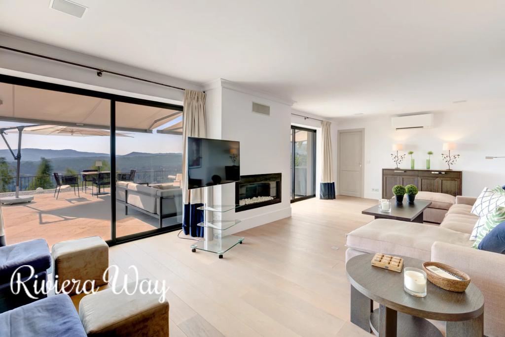 8 room villa in Muan-Sarthe, photo #10, listing #103075140